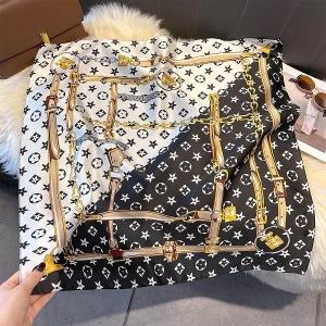 Autumn and winter Maillard cashew square scarf silk scarf women's shirt versatile neck small scarf tied hair decorative scarf