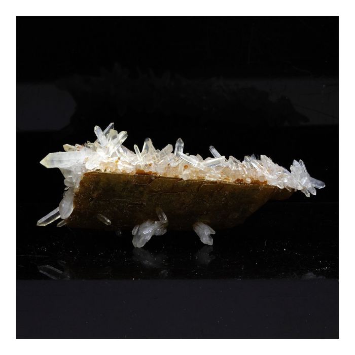 Pierres et Minéraux. Quartz + Siderite. 64.5 ct. Saint-Pierre-de-Mésage, Isère, France.