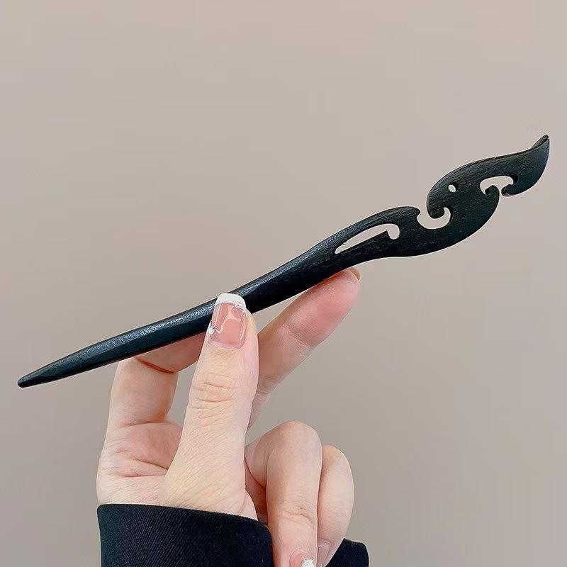 Sandalwood Women's Hairpin: Elegant Modern-Chinese Style Wooden Updo Stick