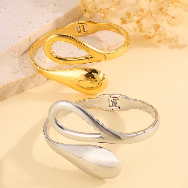 Exquisite Simple Design Open Hollow Hug Women's Elastic Cross Jewelry Bracelet