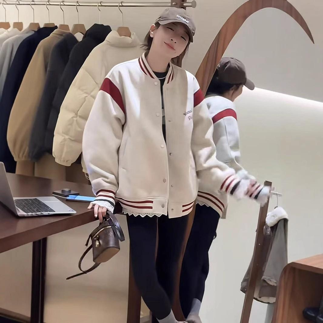 

Korean version of round neck embroidered padded thickened baseball jacket women s 2025 winter new casual versatile warm cotton-padded clothes M