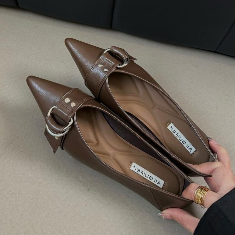 Luxury Metal Rivet Buckle Decoration Brand Loafers Women Fashion Pointed Toe Shallow Low Heel Pumps Outdoor Commuter Office Shoe