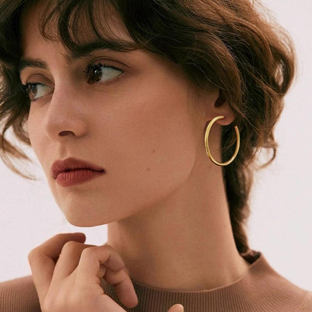 Dainty Twisted Hoop Earrings for Women Stianless Steel Circle Round Ear Clip Accessory Wedding Statement Jewelry