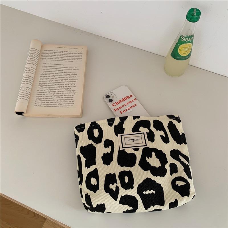 

1 meter leopard print tote bag large capacity animal print canvas shoulder bag portable girl student shopping bag