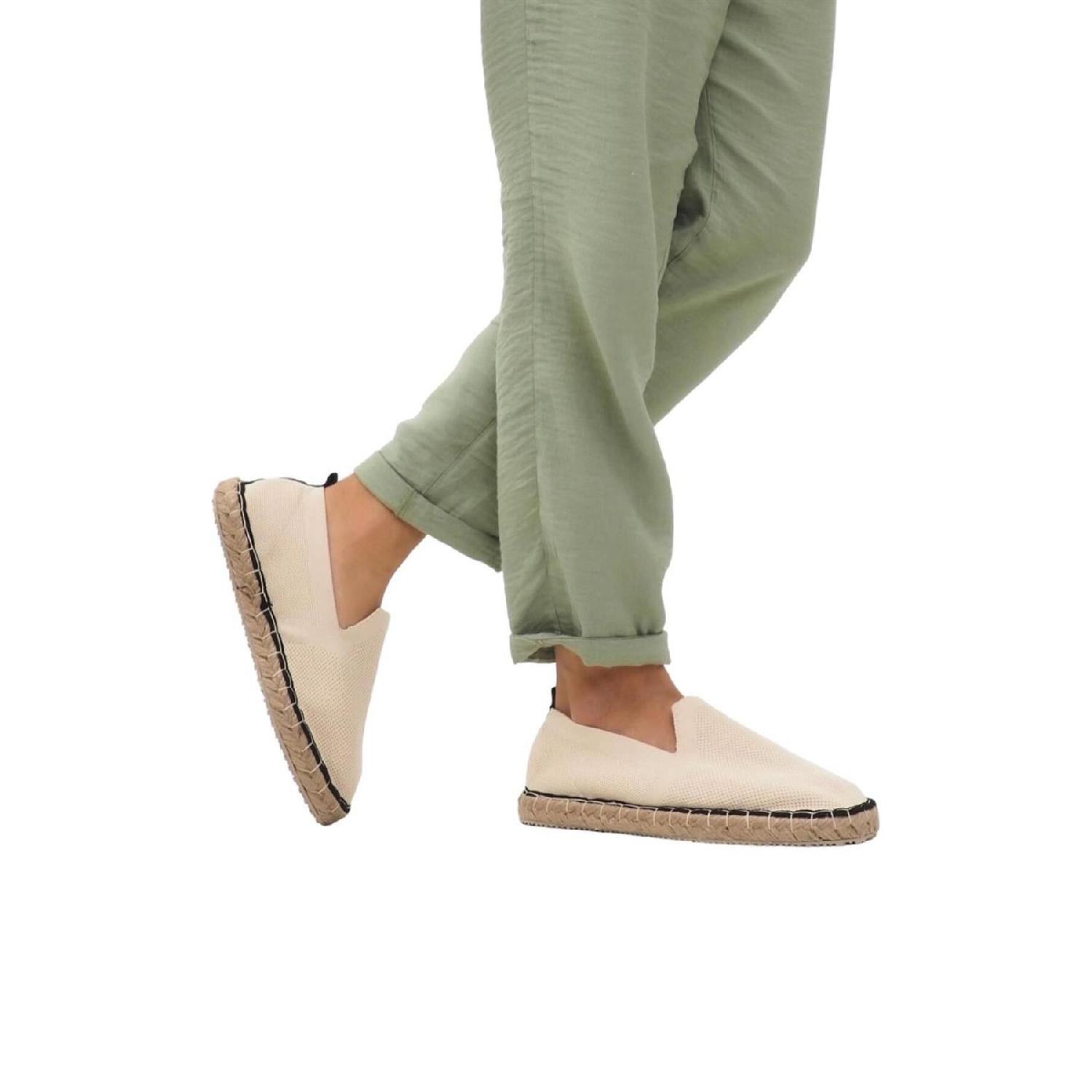 

Трикотаж унісекс Еспадрілья ручної роботи бежевого кольору 41 зелений