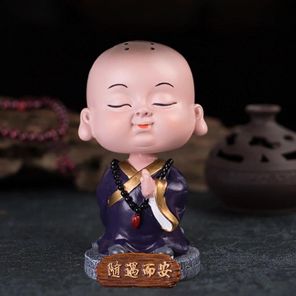 Ornamente pentru mașină rășină drăguț cu cap scuturator călugăr Buddha figurină decorare auto casă interior interior tablou de bord accesorii decor