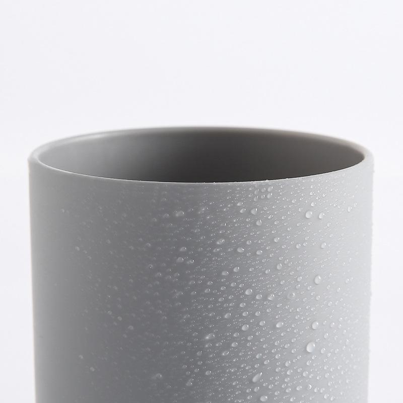 Japanese Creative Plastic Toothbrush and Mouthwash Cup for Couples and Students