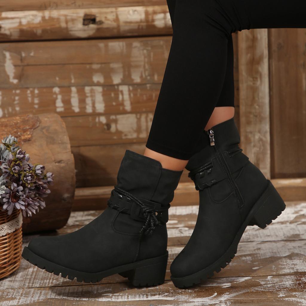 New Belt Buckle Vintage Martin Boots 2025 Winter Thick Heel British Style Strap Plus Size Boots for Women