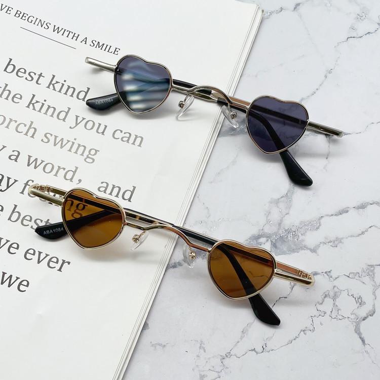 Mini Small Glasses Men'S Trendy Hip-Hop Sunglasses Small Love Retro Funny Small Frame Eyes Personalized Sunglasses Women
