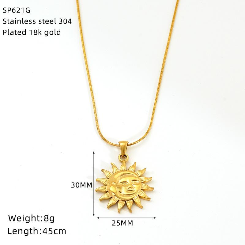 Retro Stainless Steel Tarot Sun Square Necklace Women'S High-End Titanium Steel Jewelry