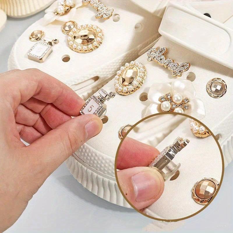 1set New Fashion Set Hole Shoe Charms Accessories Shoe Buckle Cute Pearl Bear Water Diamond Chain DIY 3D Shoes Decorations