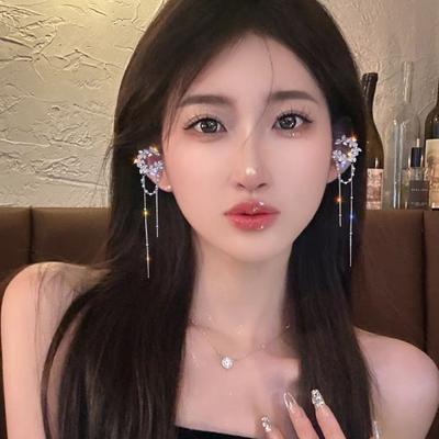 Retro Diamantbesetzte Quastenblumen-Ohrringe, High-End Ohrknochen-Clips, Nischendesign-Ohrringe, Ohrclips, Ohne Ohrlöcher, Damen