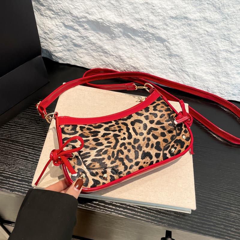2025 Spring New Bow Tote Bag Fashion Leopard Print Underarm Bag Trendy Versatile Shoulder Baguette Bag Women