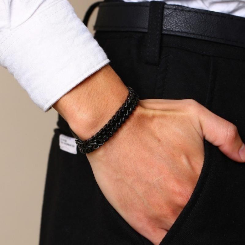 Stainless Steel European and American Fashion Punk Mens Fashion Forward and Reverse Chain Bracelet Magnet Buckle Alloy Bracelet