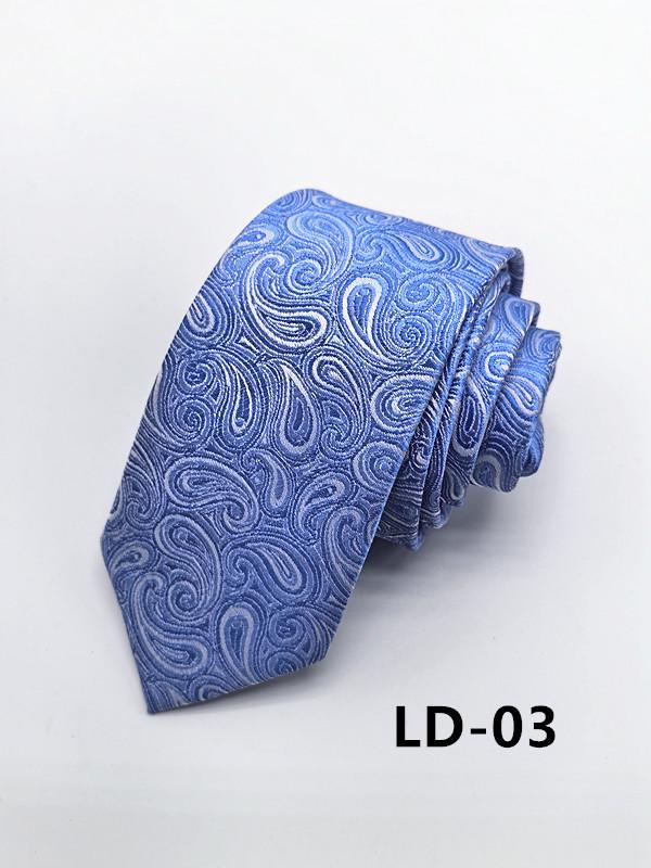 Handmade Paisley Tie for Trendy Gentlemen