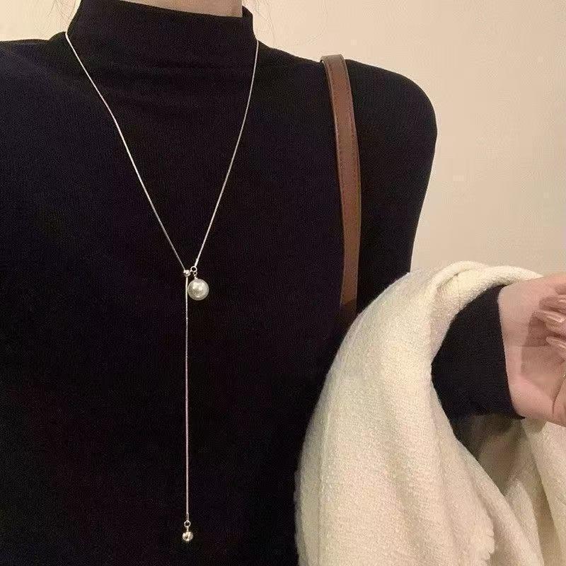 Niche Design Stainless Steel Triangular Box Chain Women's Necklace Long High-end Sweater Accessories Matching