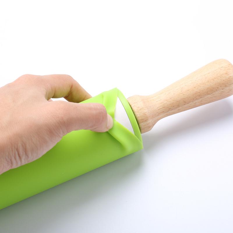 Non-Stick Silicone Rolling Pin with Wooden Handles for Baking, Pastry Dough Roller, Fondant, Pizza, etc.  30cm