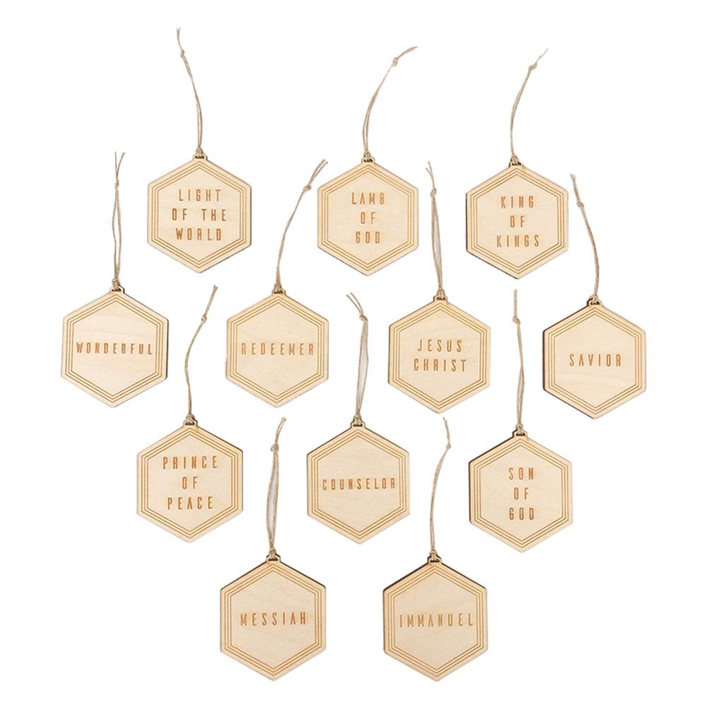 12Pcs Personalised Christmas Bauble Tree Decoration Wood Family Xmas Gift Mini Baubles Jesus Name Ornaments Xmas Gift Dropship