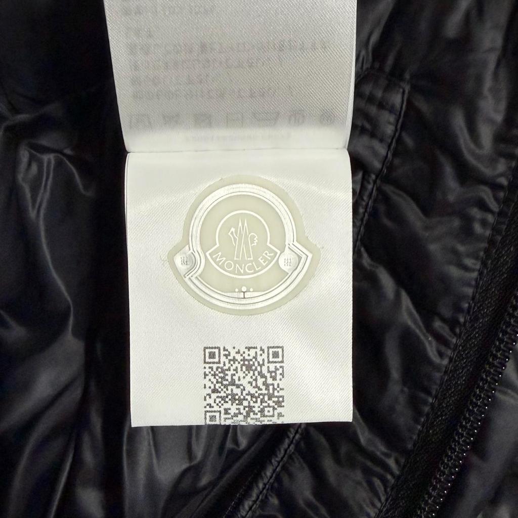 Used MONCLER SASSIEREDown Jacket Black Nylon Mens
