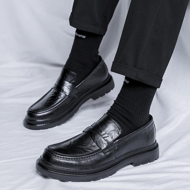 Fashion British Style Massage Sole Loafers Comfortable Versatile Men's Leather Casual Shoes Men's Split Leather Shoes Simple Black