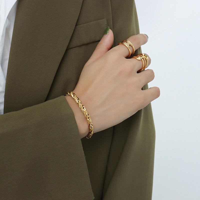 European Hip Hop Style 18K Gold Plated Thick Cuban Link Chain Necklace & Bracelet Set in Titanium Steel