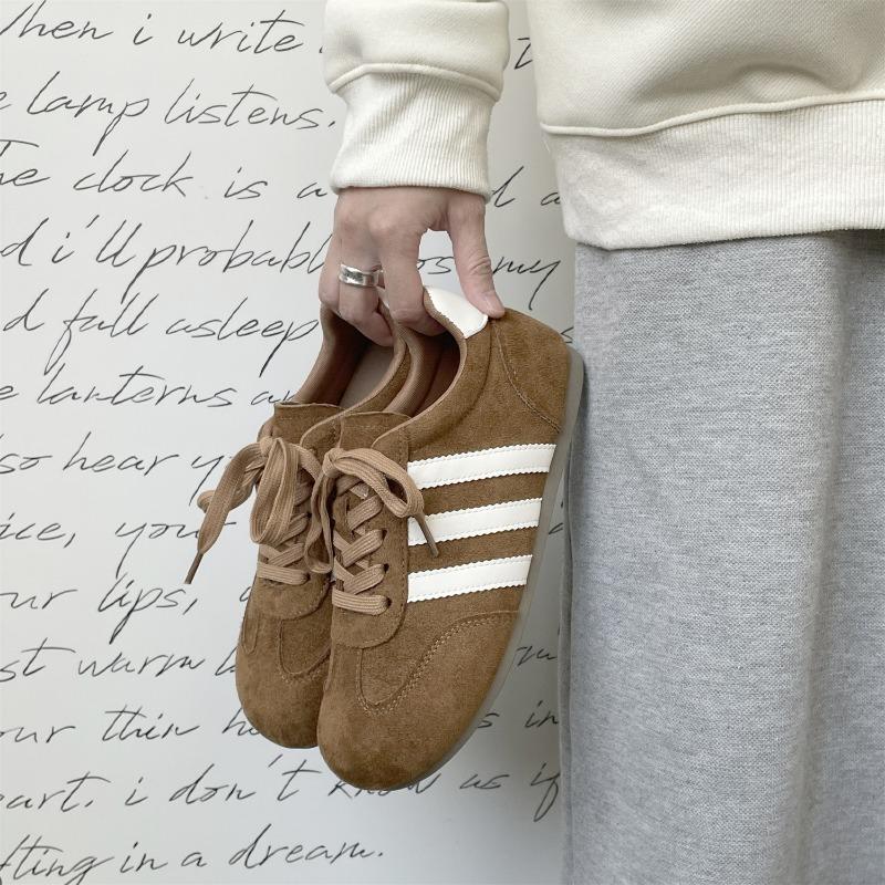 Women's shoes autumn new versatile flat-bottomed casual sports shoes non-slip