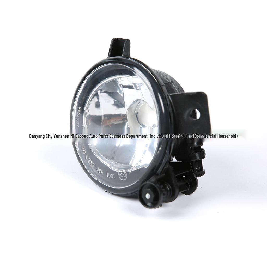 Fog Lights Set for 11-12 Year BMW X1 E84/X3 E83 Models (63172993525/63172993526)