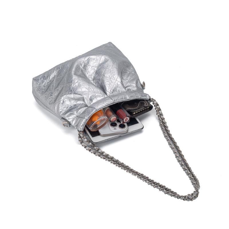 Small and Niche New Spring/summer Garbage Bag, Chain Medium-sized Women's Bag, High-end Single Shoulder Tote Bag