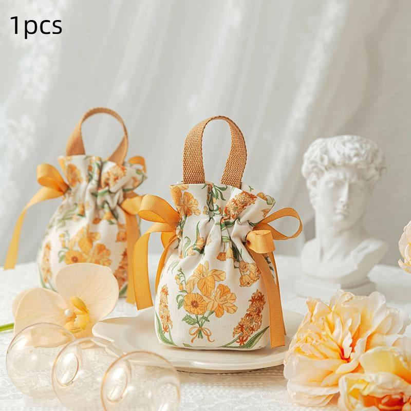 Retro Flower Handheld Candy Bags Wedding Gifts Packing Bags Portable Drawstring Candy Storage Bags
