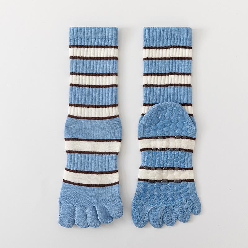 Chaussettes de Yoga à Cinq Orteils Décontractées Rayées d'Intérieur Entraînement Pilates Chaussettes Antidérapantes en Silicone Femmes Professionnel Fitness Danse Chaussettes de Sport
