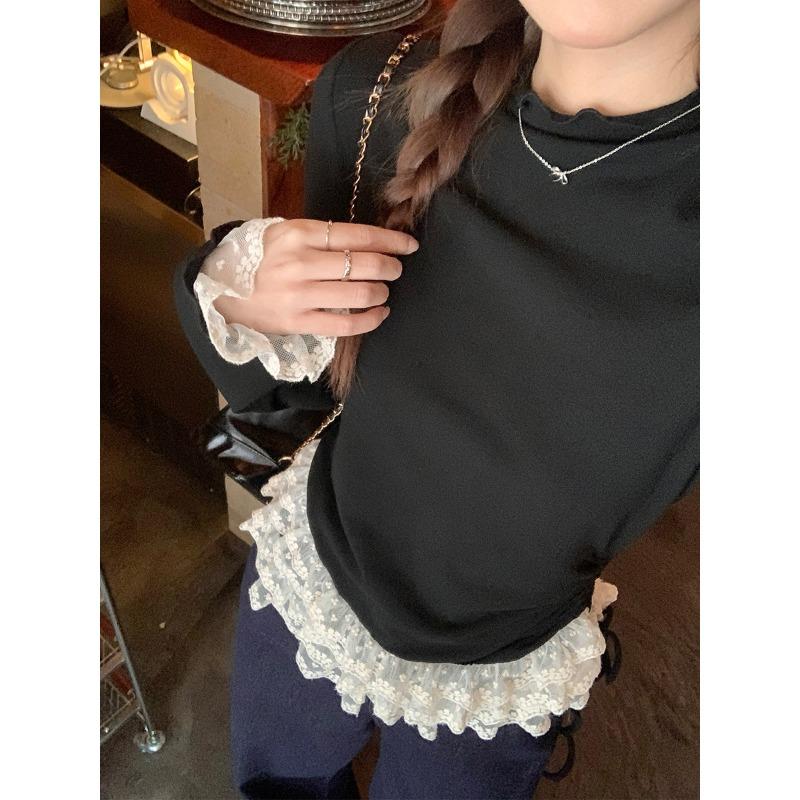 

Жіноча осінньо-зимова в язана водолазка з довгими рукавами та оксамитовою облямівкою, з мереживним верхом у стилі печворк на талії. XL