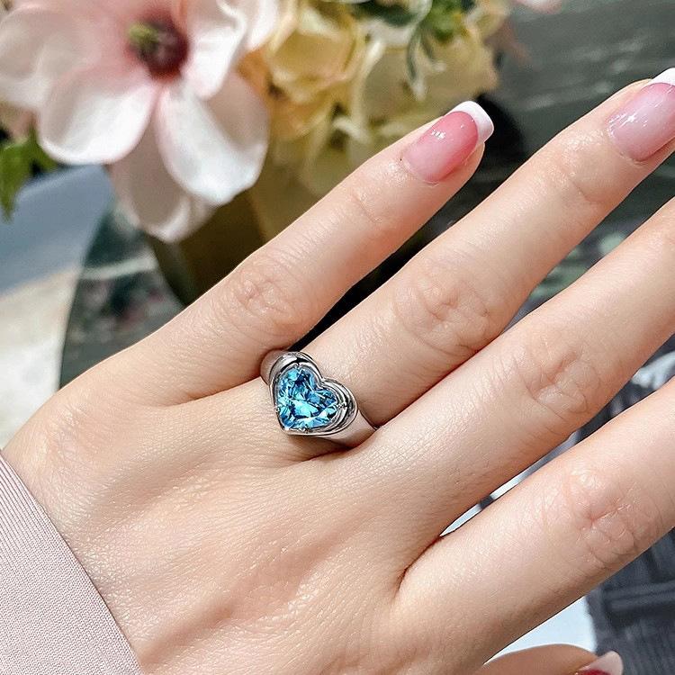 Love Color Treasure Ring 2 Carat Blue Diamond Aquamarine Artificial Diamond Niche Premium Heart Pendant Necklace Female