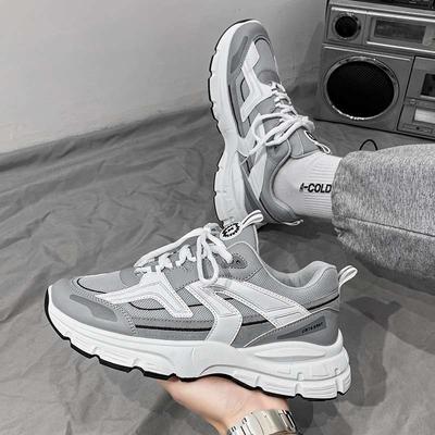 Męskie buty są przewiewne i wszechstronne latem, codzienne buty sportowe dla studentów do biegania, pogrubiona podeszwa podwyższająca, małe białe buty typu "dad shoes" z Hongkongu