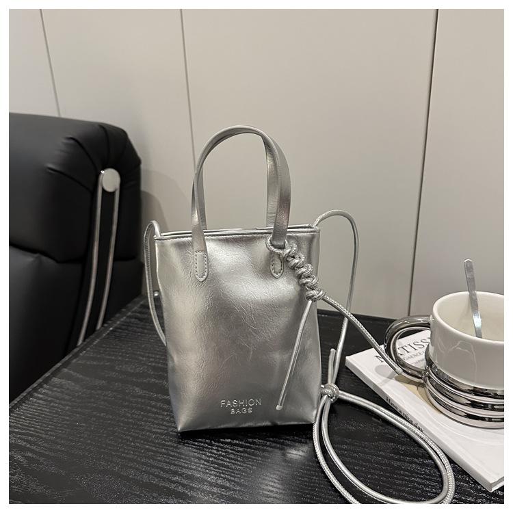South Korea's New Casual Simple Fashion Mobile Phone Bag Ins Versatile High-end Commuting Versatile Solid Color Messenger Women's Bag