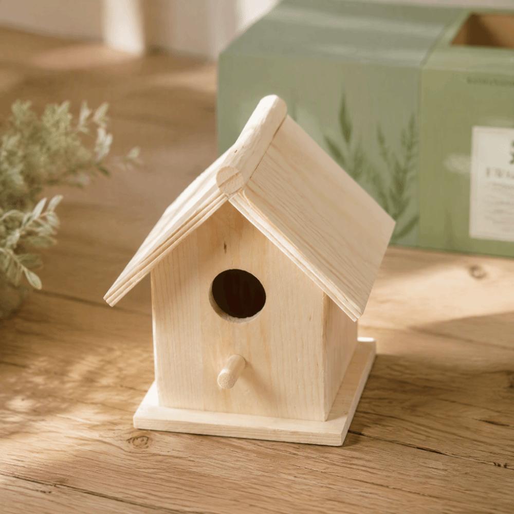 Small Stand Garden Bird House Durable Bird Nest House Convenient Wooden Bird House Indoor Use