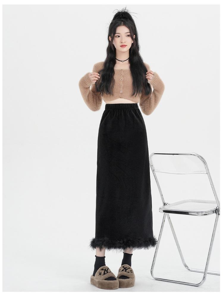 Black Velvet Fleece-Lined High-Waist Midi Skirt with Slit