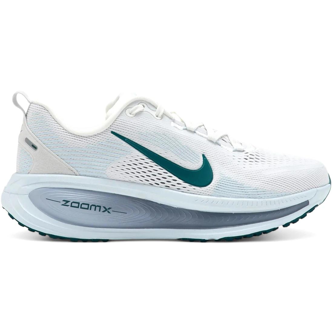 

Sneaker Nike Vomero 18 White Blue Tint Geode Teal (Women s)(HM6804-103) 38