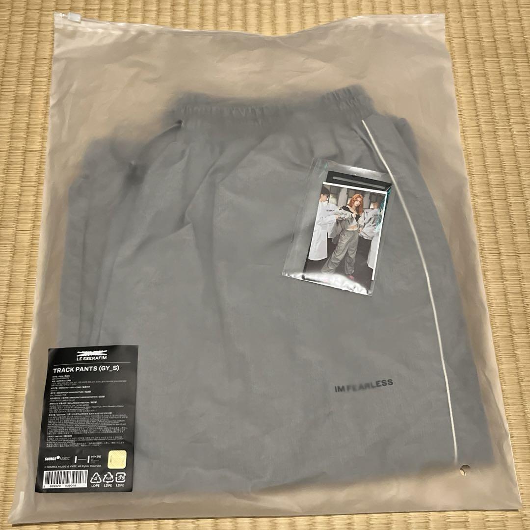 

[Б/У] Lesserafim СПОРТИВНЫЕ БРЮКИ спортивные брюки