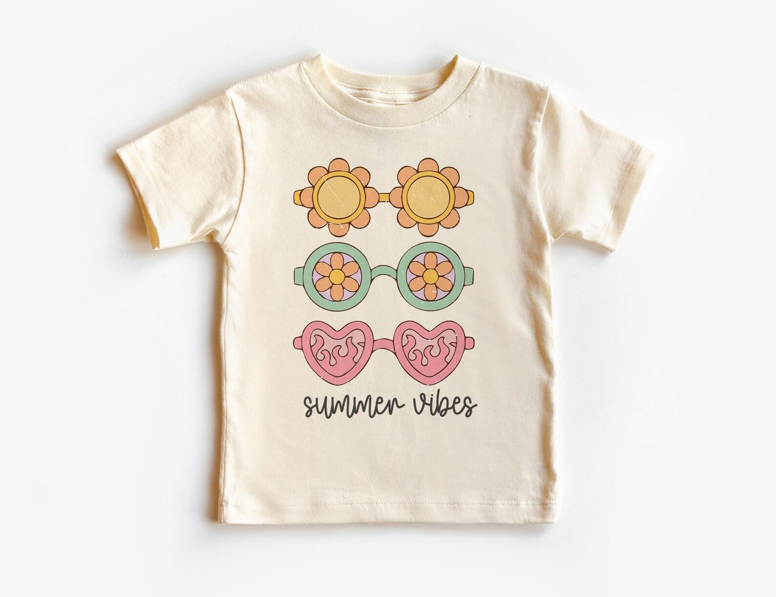 Retro Summer Vibes Unisex Shirt - Cute Sunglasses In A Row Outfit - Summer Vacation Beach Tee - Natural Boho Adult, Unisex & Youth Tee 100
