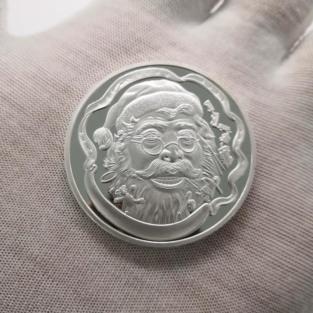 Christmas colored commemorative coins, Santa Claus commemorative medals, Christmas Eve commemorative silver coins