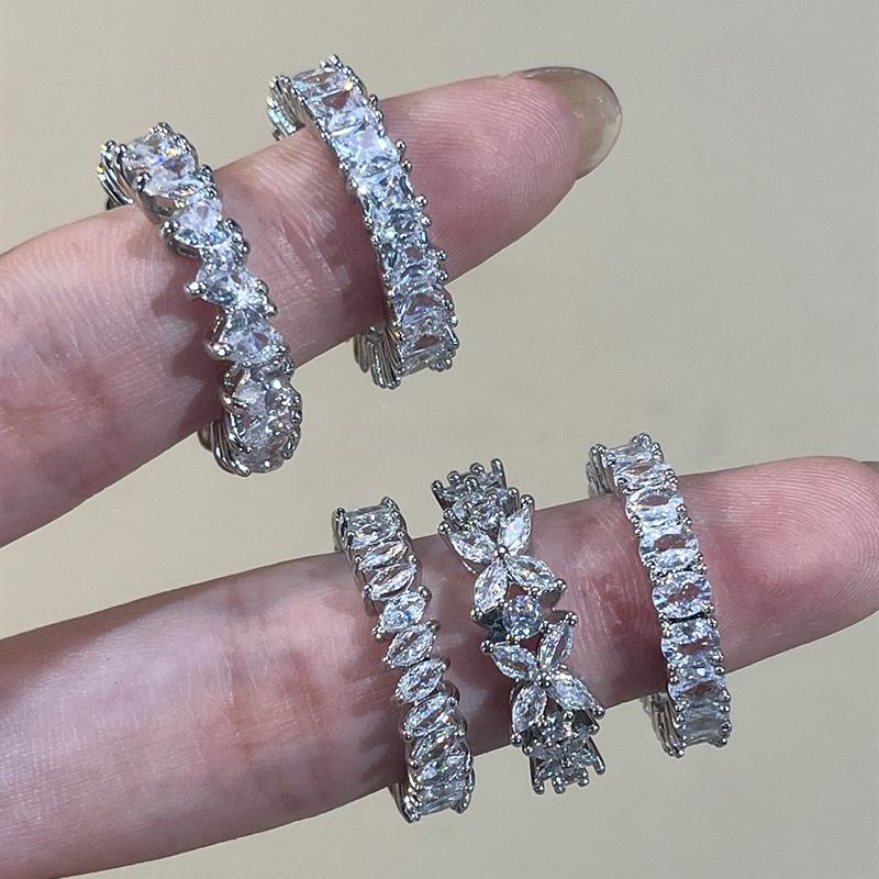 Huitan Silver Color Women Ring Inlaid Shining Geometric Cubic Zirconia Versatile Daily Simple Stackable Party Finger JewelryGood product