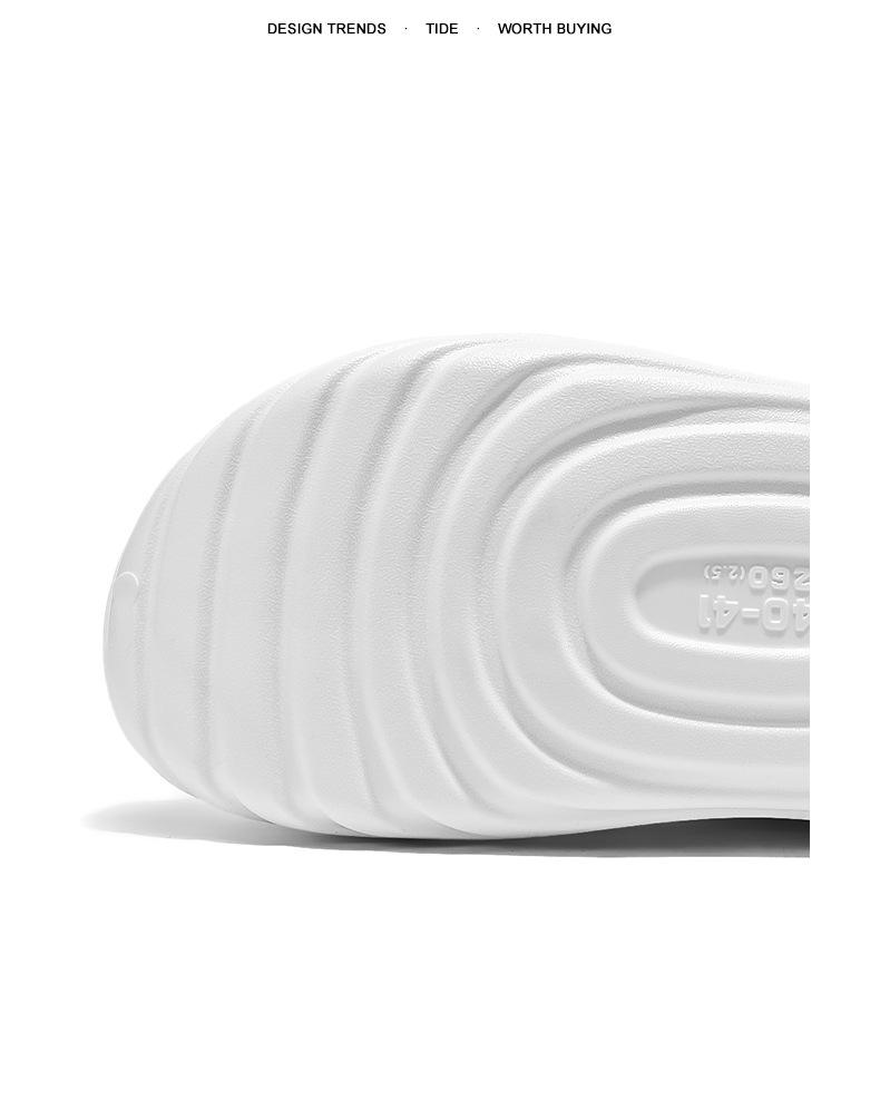 2025 Men's Closed-Toe Thick-Soled Summer Garden Sandals - Sporty, Casual, Plus Size.