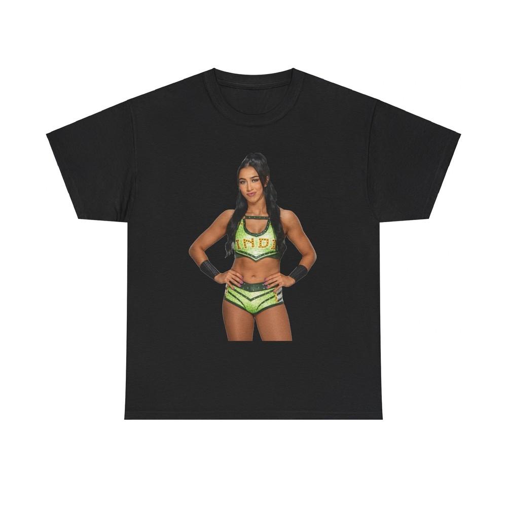 

Indi Hartwell WWE Shirt XL