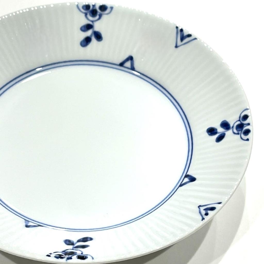 Arita Ware Plate, Hand-painted, Koyo Kiln, Small Flower Design, 5.5 Sun, Approximately 17cm