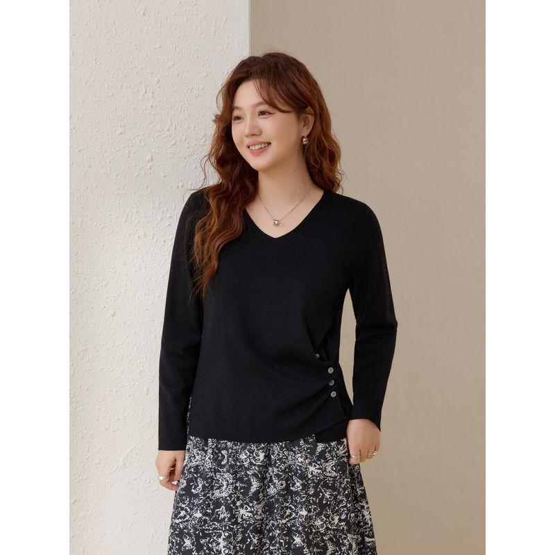 [Gentle Style V-Neck Knitted Sweater] Xianlixiu Plus Size Women's Korean Design Top for Plus-Size Women, New Spring Collection