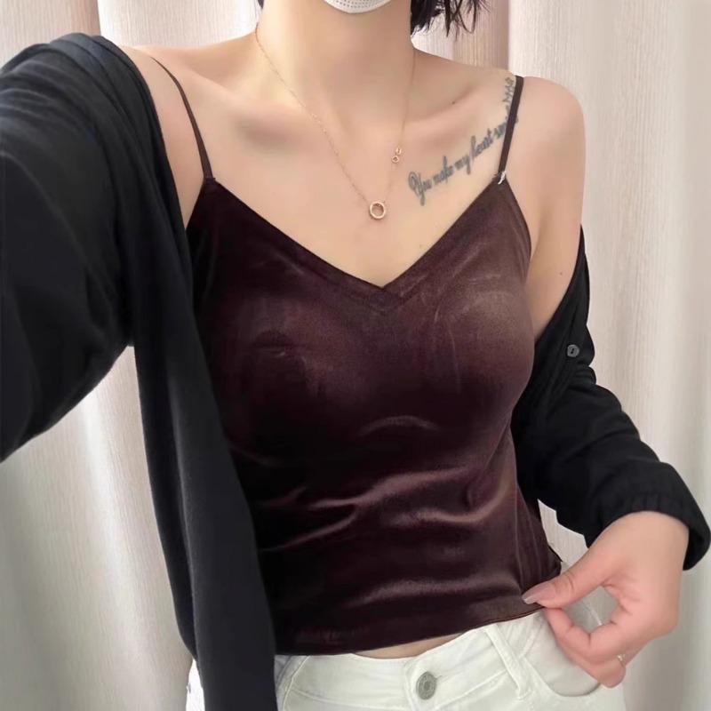 Autumn and Winter New French Sexy Hair V-neck Canary One Cup with Chest Pad Outside Wear Vest Inside