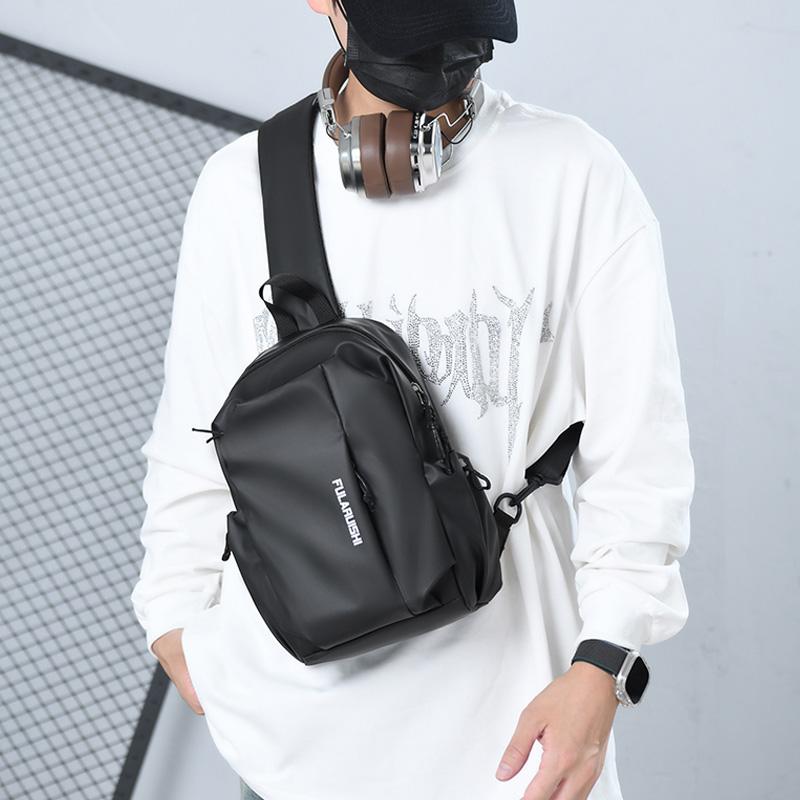 Нагрудная сумка — фото 3