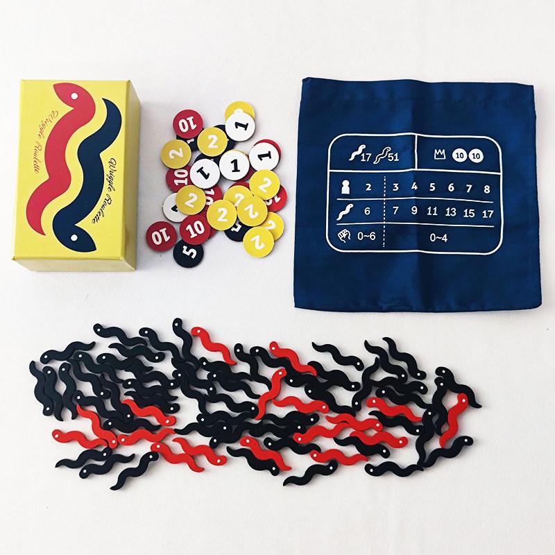 Oink Games Compact Board Game, Portable Strategic Party Fun for 2-8 Players, Bilingual: English/Chinese