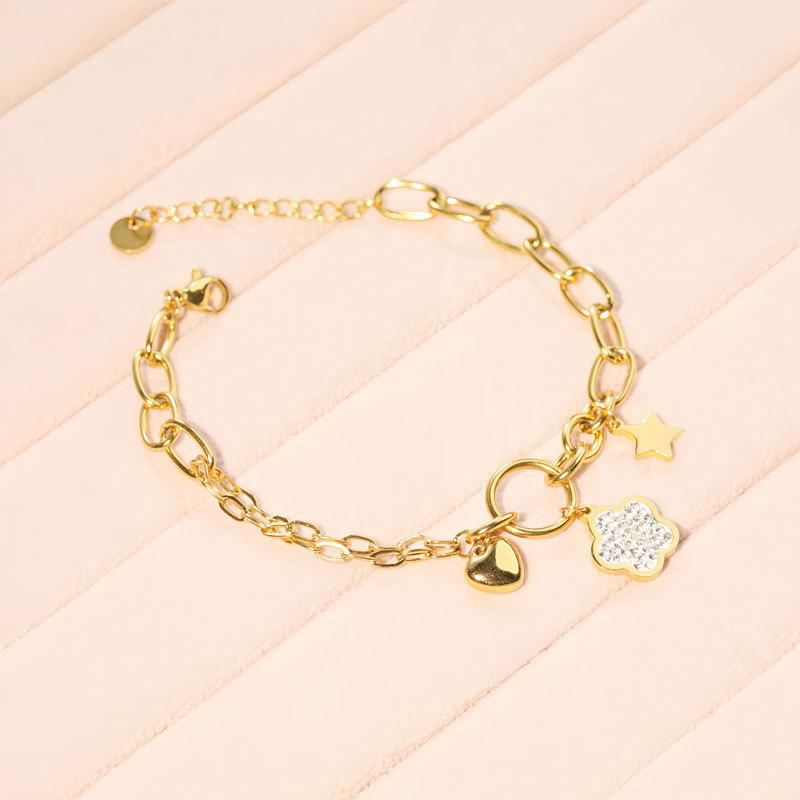 Cute, Fresh And Sweet, Diamond-Encrusted Flower Accessories, Bracelets, Fashionable Niche Personalized Jewelry, Color Retention And Versatility