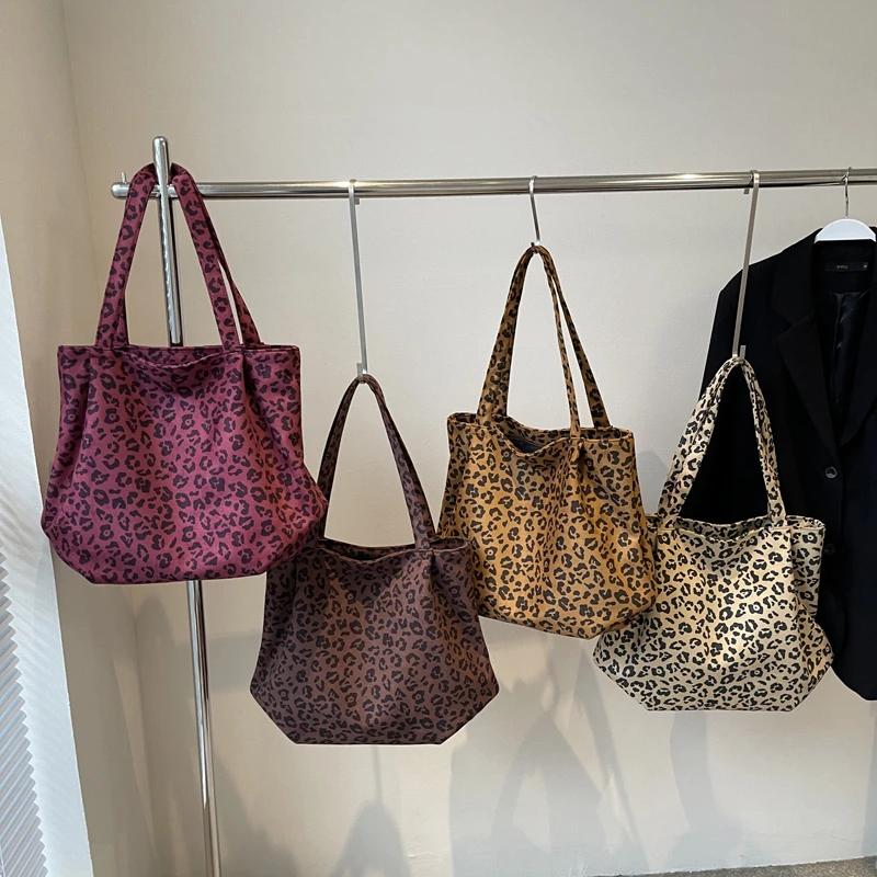 Large Capacity Nylon Shoulder Bags for Women with Zippers  Leopard Print Design  Casual Fashion  High Quality